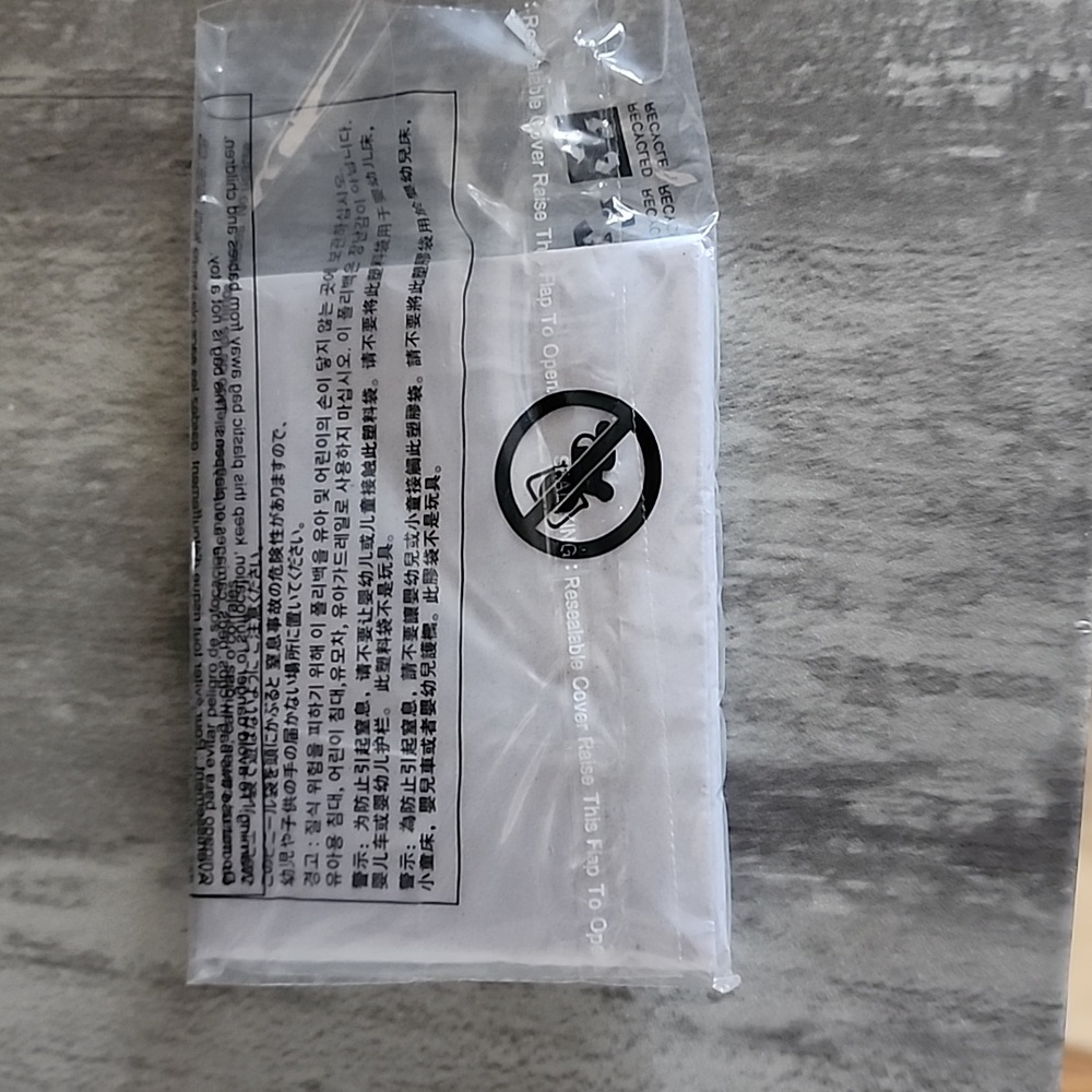 NWT Michael Kors Green Card Holder - Picture 5 of 5